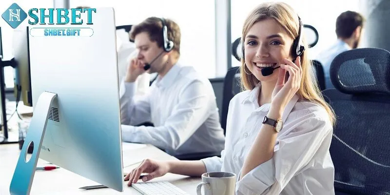 Với SHBET, bạn sẽ được hỗ trợ tận tình, nhanh chóng và chuyên nghiệp ở bất kỳ thời điểm nào trong ngày